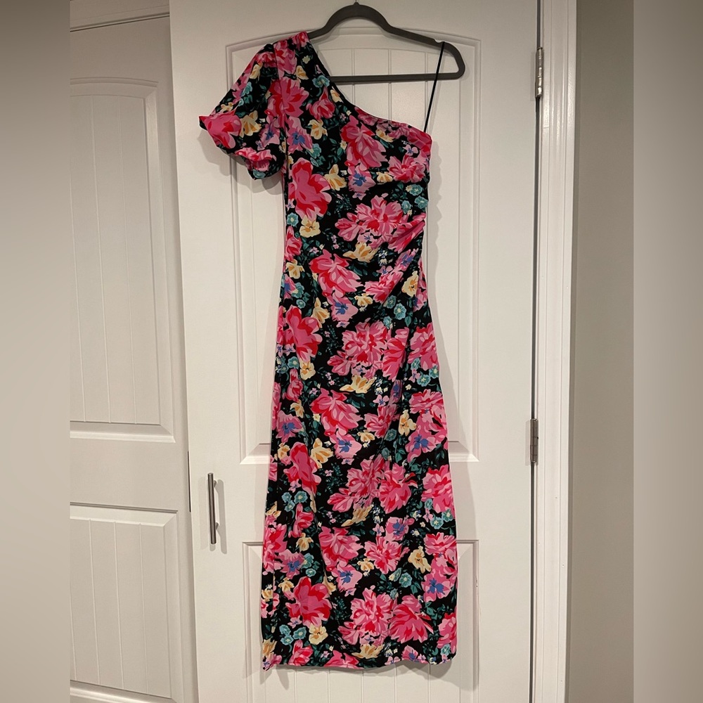 NWT Burans Fashion Black/Pink Floral one shoulder dress Size: 8